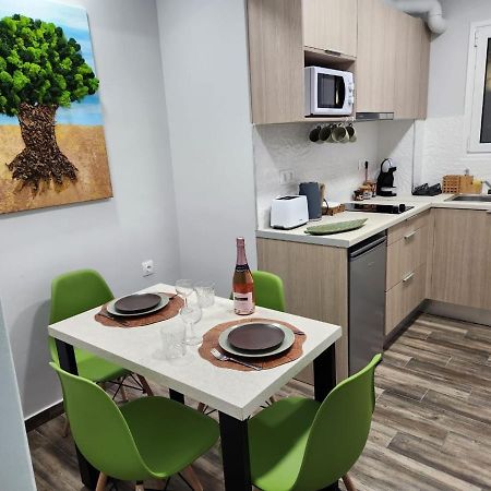 Cozy Apartment Metaxourgeio Greendom Афіни Екстер'єр фото