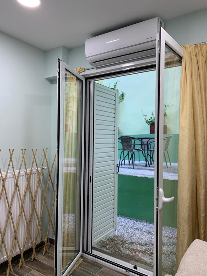 Cozy Apartment Metaxourgeio Greendom Афіни Екстер'єр фото